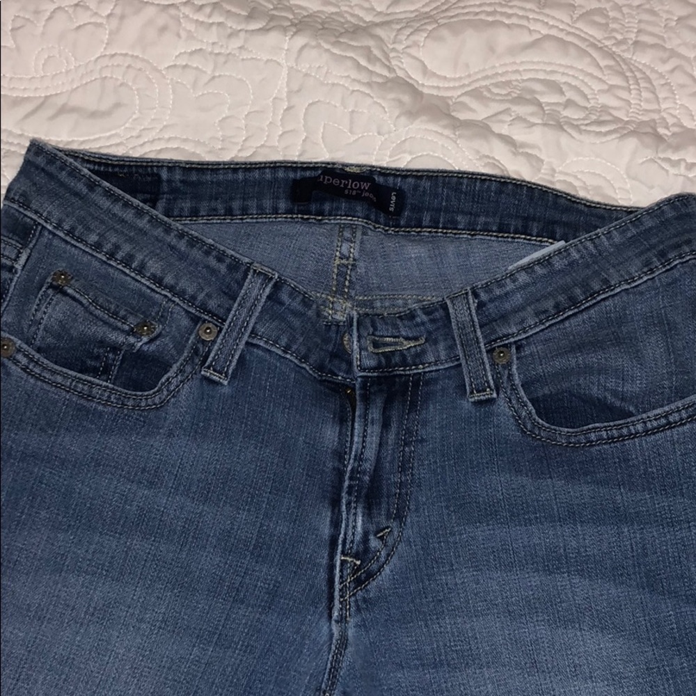Levi’s 518 Super low Jeans.